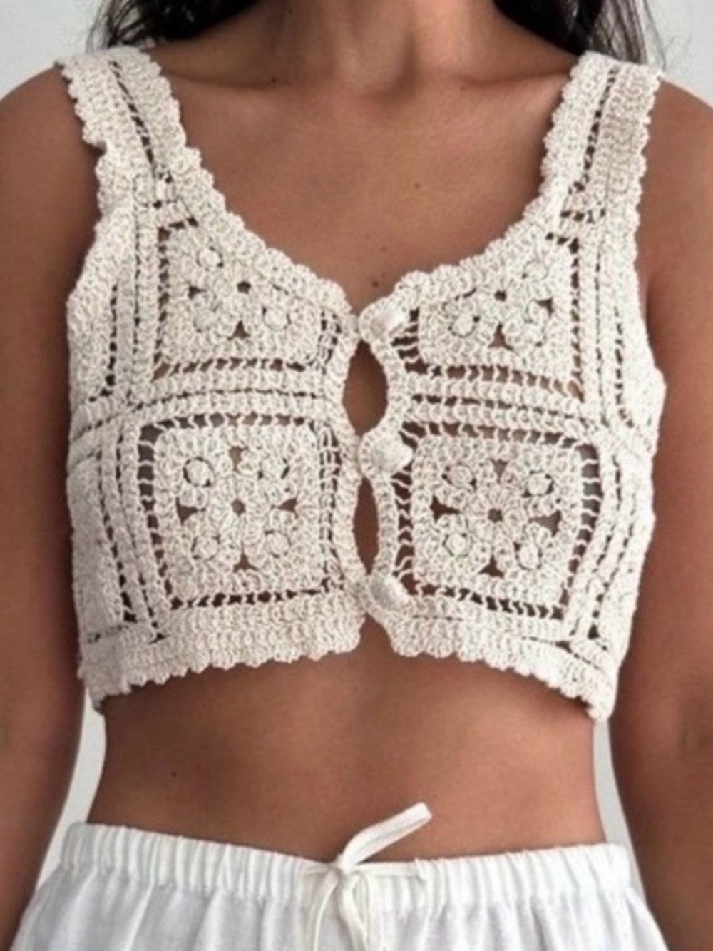 Julia By Love J Neutral Color Crochet Three Button Front Cropped Tank Top Size M